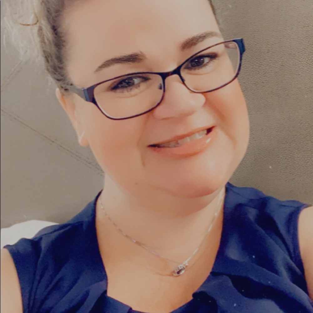 Meet your Posher, Sandra